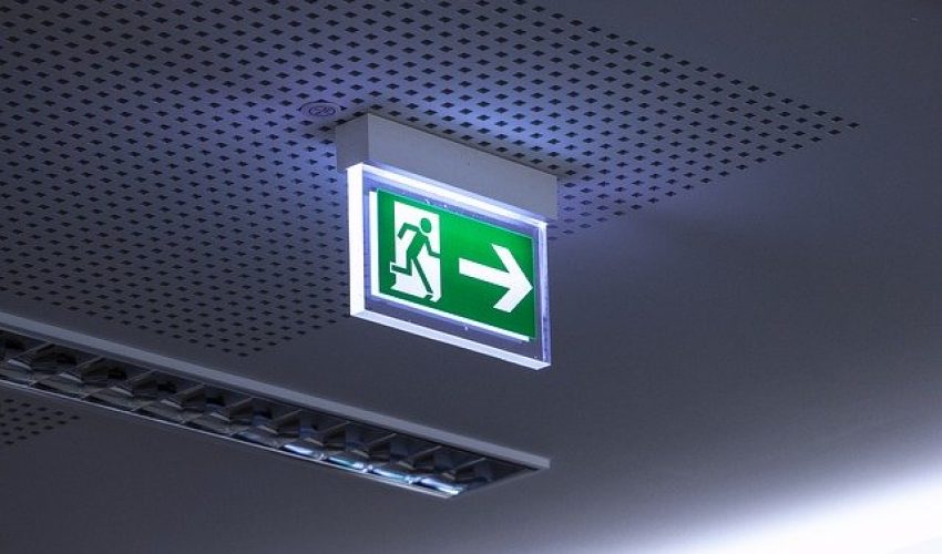 Uscite-Di-Sicurezza-E-Porte-Tagliafuoco
